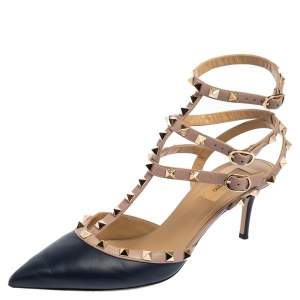 مملوكة مسبقًا Valentino Pink/Navy Blue Leather Rockstud Strappy Sandals Size 40