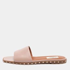 Pre Owned Valentino Pale Pink Leather Rockstud Flat Slide Sandals Size 39
