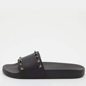 Pre Owned Valentino Black Rubber Rockstud Slides Size 38