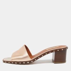 Pre Owned Valentino Rose Gold Leather Soul Rockstud Slide Sandals Size 39