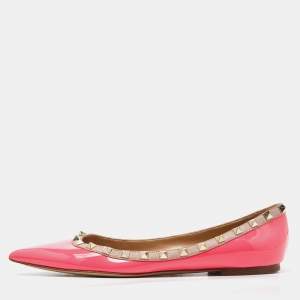 Pre Owned Valentino Pink/Beige Patent Leather Rockstud Pointed Toe Ballet Flats Size 40