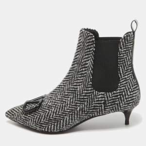 Valentino Black/White Wool Escape V Logo Pointed Toe Ankle Booties Size 36