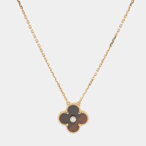 Van Cleef & Arpels Vintage Alhambra Limited Edition 2017 Bulls Eye Brown Stone and Diamond 18K Rose Gold Holiday Pendant Necklace