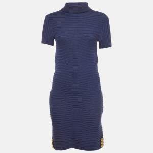 مملوكة مسبقًا فستان فيرساتشي كولكشن قصير بلون أزرق بحري مصنوع من صوف محبوك وياقة طويلة مقاس صغير