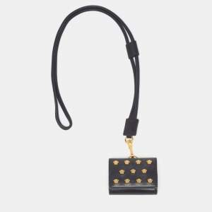 مملوكة مسبقًا Versace Medusa Studded Black Leather AirPods Case with Strap