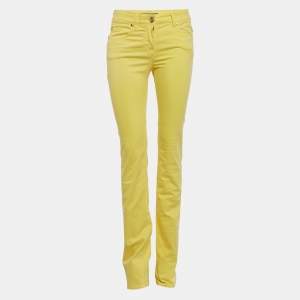 مملوكة مسبقًا بنطلون جينز فيرساتشي قطني أصفر ملائم عادي مقاس صغير بخصر 28 بوصة