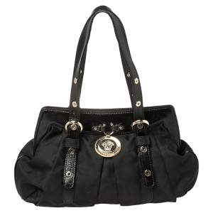 مملوكة مسبقًا Versace Black Monogram Pleated Nylon and Patent Leather Medusa Frame Satchel