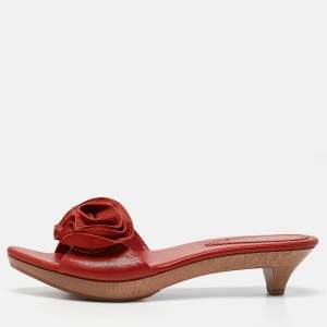 Pre Owned Yves Saint Laurent Red Leather Flower Applique Clogs Size 39