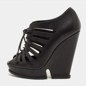 Pre Owned Yves Saint Laurent Hortense Size 36.5 Black Leather Booties