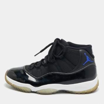 Pre Owned Air Jordans 11 Retro 'Space Jam' Size 43 Black Leather, Mesh and Patent Leather High Top Sneakers
