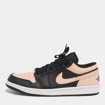 مملوكة مسبقًا Air Jordans Jordan 1 Crimson Tint Size 45 Black/Pink Leather Low Top Sneakers