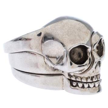 Pre Owned Alexander McQueen Divided Skull Silver Tone Ring Size 23