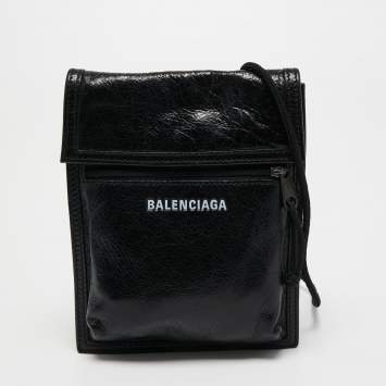 Pre Owned Balenciaga Black Leather Explorer Crossbody Bag