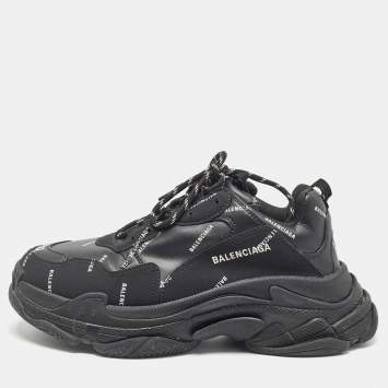 Pre Owned Balenciaga Black Leather Triple S Sneakers Size 43