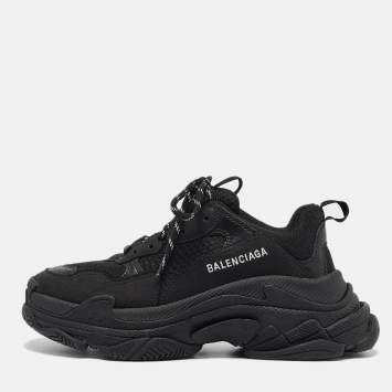 Pre Owned Balenciaga Black Nubuck Triple S Lace Up Sneakers Size 39