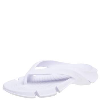 Pre Owned Balenciaga White Rubber Thong  Slippers Size 43