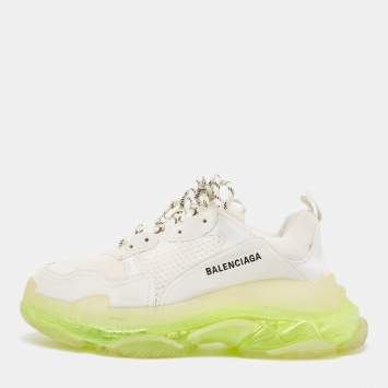 مملوكة مسبقًا Balenciaga White Faux Leather and Mesh Triple S Clear Sole Low Top Sneakers Size 42