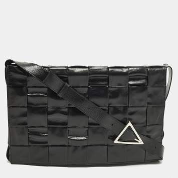 مملوكة مسبقًا حقيبة كاسيت كتف بوتيغا فينيتا جلد انتريشياتو ماكسي أسود