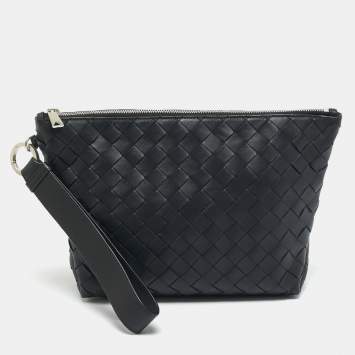 مملوكة مسبقًا Bottega Veneta Black Intrecciato Leather Wristlet Pouch