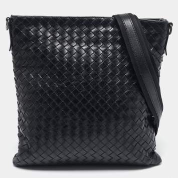 Pre Owned Bottega Veneta Black Intrecciato Leather Zip Flat Messenger Bag
