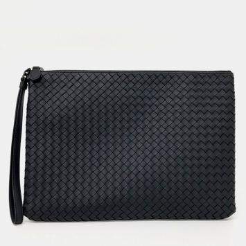 Pre Owned Bottega Veneta Black Leather mesh clutch