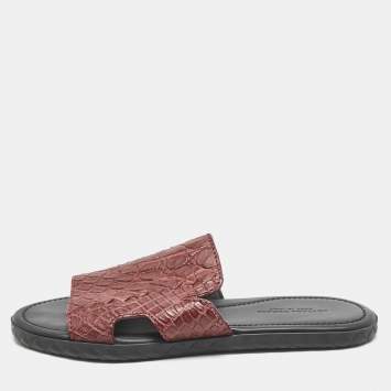 Pre Owned Bottega Veneta Burgundy Crocodile Leather Flat Sandals Size 39