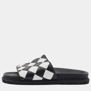 Pre Owned Bottega Veneta Black/White Intrecciato Leather Slides Size 42