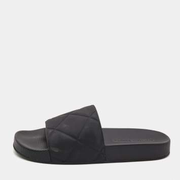 Pre Owned Bottega Veneta Black Rubber Pool Slides Size 41
