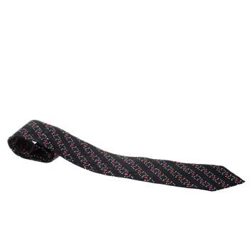مملوكة مسبقًا Brioni Black Geometirc Print Silk Traditional Tie