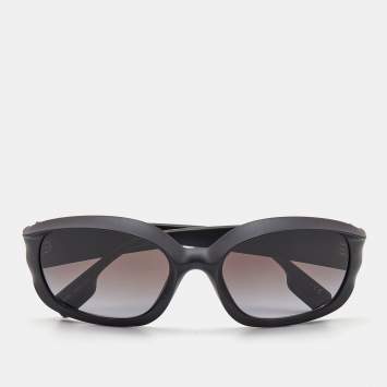 Pre Owned Burberry Black/Brown Gradient B4338 Milton Rectangle Sunglasses