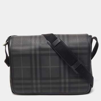 Pre Owned Burberry Black/Grey Check PVC and Leather Large Burleigh Messenger Bag