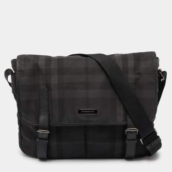 Pre Owned Burberry Grey/Black Smoke Check Nylon and Leather Messenger Bag