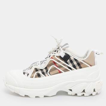 Pre Owned Burberry White/Beige Check Fabric and Rubber Arthur Low Top Sneakers Size 39