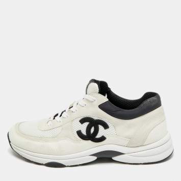 Pre Owned Chanel CC Size 46 White/Grey Leather and Suede Lace Up Sneakers