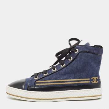 Pre Owned Chanel Navy Blue/Black Canvas and Leather CC High Top Sneakers Size 41
