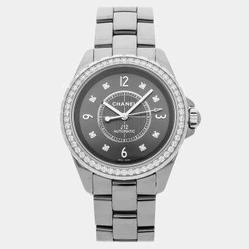 Pre-Owned Chanel J12 H2566 38 mm