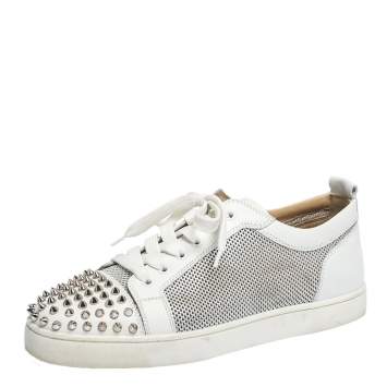 Pre Owned Christian Louboutin White Leather And Mesh Louis Junior Spikes Sneakers Size 41.5