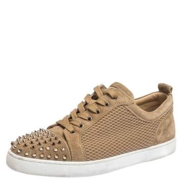مملوكة مسبقًا Christian Louboutin Beige Suede And Mesh Louis Junior Spikes Sneakers Size 43