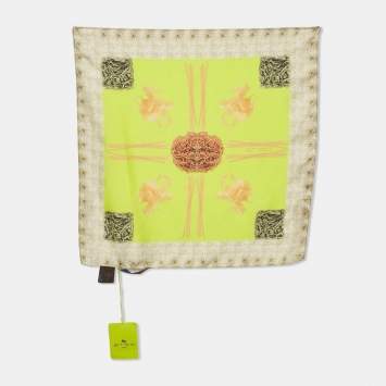 مملوكة مسبقًا Etro Neon Green Spaghetti Printed Silk Pocket Square