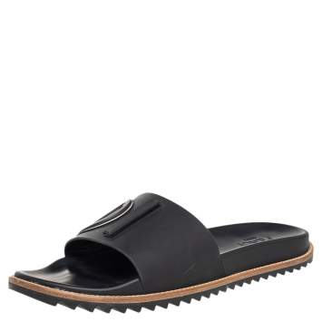 Pre Owned Fendi Black Rubber Flat Slides Size 46