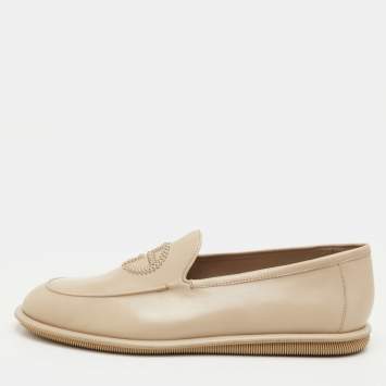 Pre Owned Giorgio Armani Embroidered Logo Size 41 Beige Leather Slip On Loafers