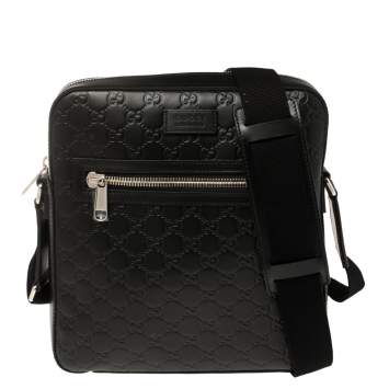 Pre Owned Gucci Black Guccissima Leather Messenger bag