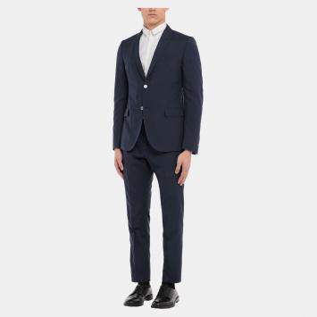 Pre Owned Gucci Silk Suit 52