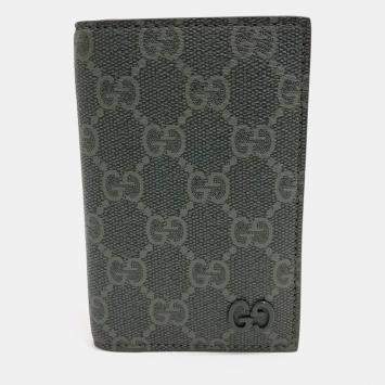 Pre Owned Gucci Green Leather Card Holder