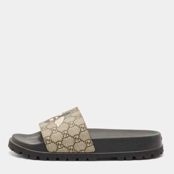 Gucci Beige GG Supreme Bee Pool Slides Size 43