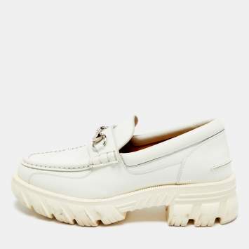 مملوكة مسبقًا Gucci Horsebit Size 41.5 White Leather and Patent Leather Sneakers Loafer