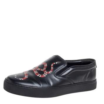 Pre Owned Gucci Black Leather Snake Print Slip On Sneakers Size 40.5