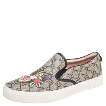 Pre Owned Gucci Black/Beige GG Supreme Canvas And Leather Tiger Slip On Sneakers Size 43.5