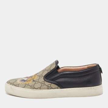 Pre Owned Gucci Beige/Black Tiger Print GG Supreme Canvas and Leather Slip On Sneakers Size 45
