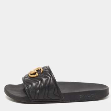 Pre Owned Gucci Black Leather GG Marmont Pool Slides Size 41 
